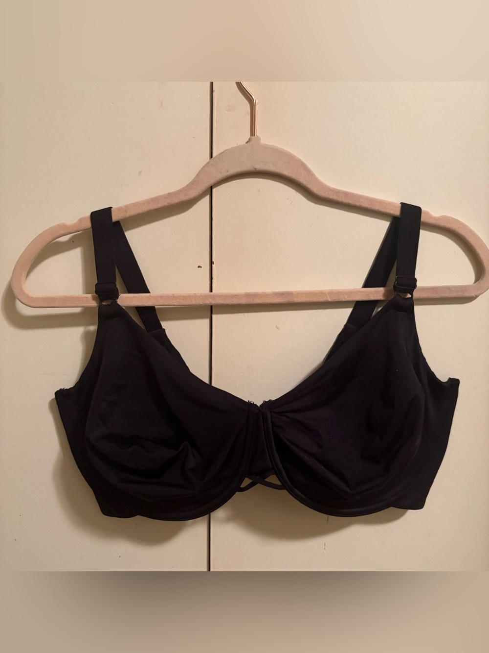 Vanity Fair Black Underwire Support Bra